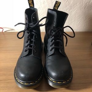 Dr. Martens Pascal original soft leather